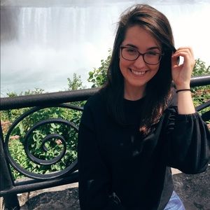 Meet your Posher, Oliwia